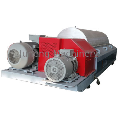 acheter High Capacity 501-1000l/h 3200 RPM Easy To Operate Stainless Steel Decanter Centrifuge for Aging Oil Treatment online manufacture